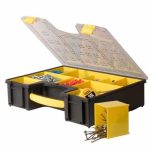 Κασετίνα πλαστική 42,3x33,4x10,5cm μαύρη με διάφανο καπάκι και 8 αποσπώμενες θήκες