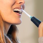 Cecotec Bamba ToothCare Jet Clean – Στοματικός Καθαρισμός + Ηλεκτρική Οδοντόβουρτσα / 10 επίπεδα πίεσης / 7 ακροφύσια / IPX7- Μαύρο - Image 4