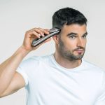 WAHL Elite Groom – Επαναφορτιζόμενο Ψηφιακό Τρίμερ Πολλαπλών Χρήσεων με 4 Κεφαλές & Λεπίδα T‑Blade - Image 5